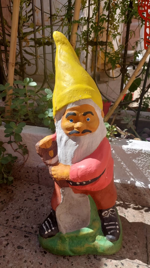 Enano de jardín grande 