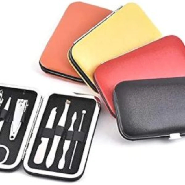 Set de Manicura Con Estuche 7 PCS