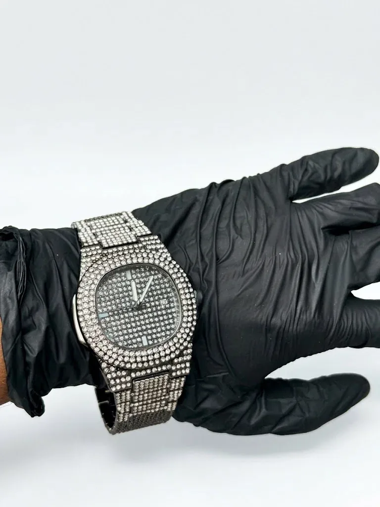 Patek Black + Estuche de Regalo