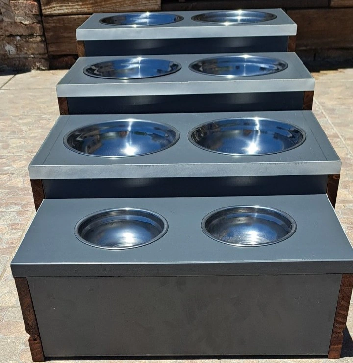 Comederos para gatos y perros