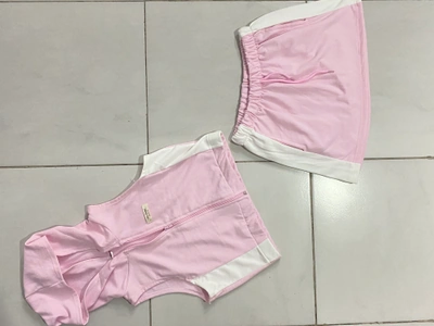 producto de Conjunto Chaleco y Pollera 