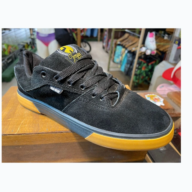 ZAPATILLAS AREA TROYAN
