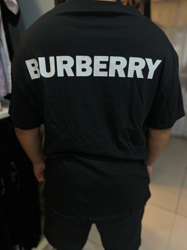 Burberry Hero (cuello largo)