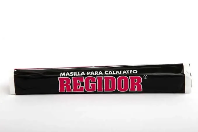 18 Masilla Calafateo Tarugo 1kg X 12 Negro