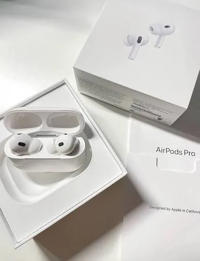 AirPods Pro 2 — Oasis Parfum